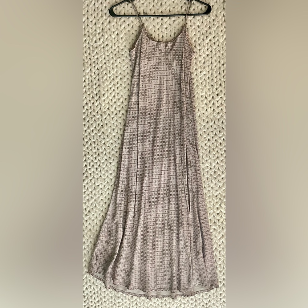 Vintage Elegant Tan Patterned Slip-in Maxi Dress - Picture 7 of 8
